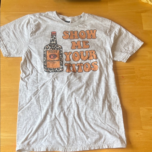 Hanes Tops - Hanes Gray Short Sleeve Tee with Orange and Black Print